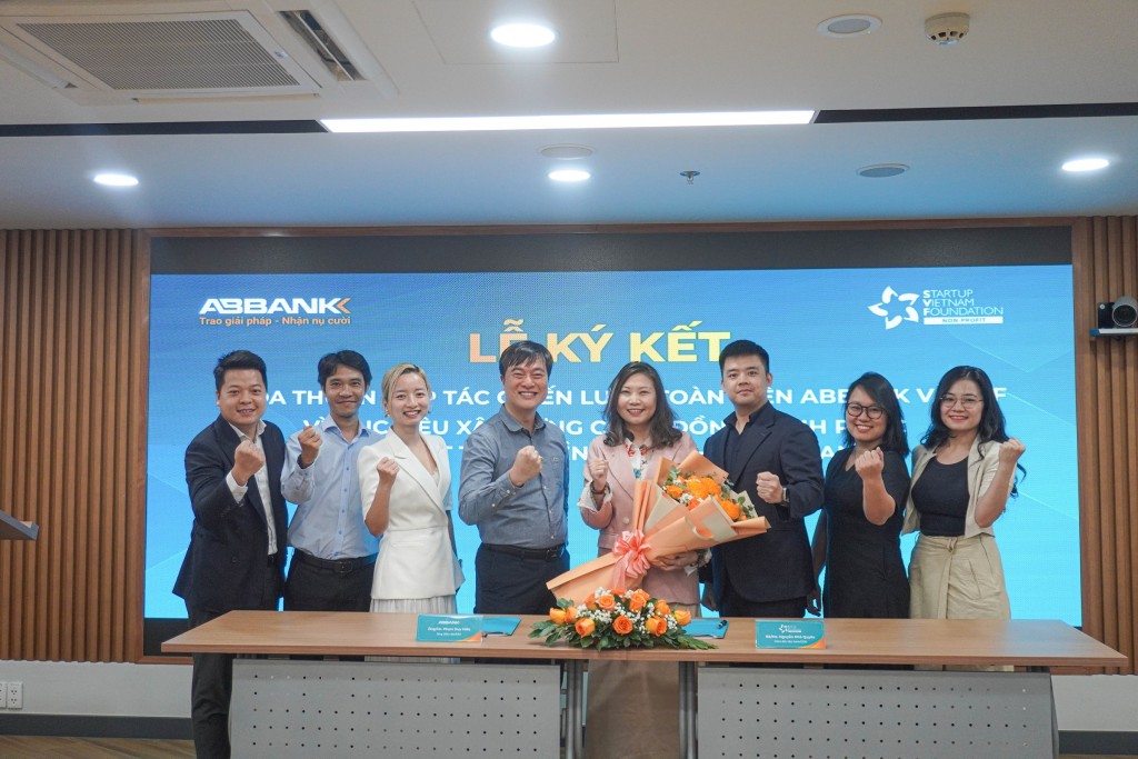 Thúc đẩy ngành công nghiệp văn hóa sáng tạo và phát triển bền vững