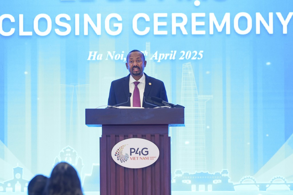 Thủ tướng Ethiopia Abiy Ahmed Ali khẳng định ủng hộ hoàn toàn Tuyên bố Hà Nội, vinh dự đảm nhận vai trò Chủ tịch HNTĐ P4G 2027 - Ảnh: VGP/Nhật Bắc
