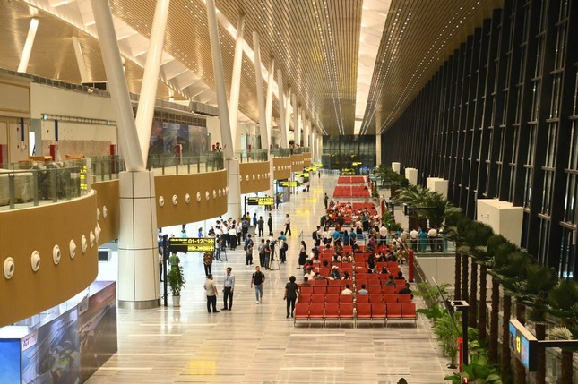 Nhà ga hành khách T3, Cảng HKQT Tân Sơn Nhất hoàn thành xây dựng trước 2 tháng