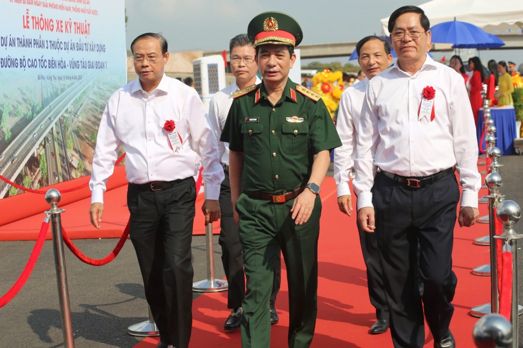 Bà Rịa - Vũng Tàu khởi công, khánh thành nhiều công trình trọng điểm
