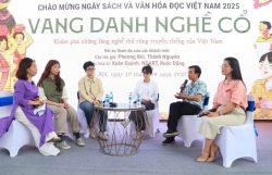 Tình yêu văn hóa truyền thống qua bộ sách "Vang danh nghề cổ"