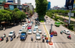 Hà Nội ngày nắng nóng, nhiệt độ cao nhất 37 độ C