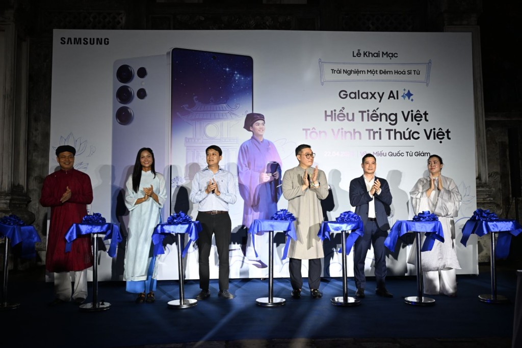Công ty Điện tử Samsung Việt Nam giới thiệu hành trình trải nghiệm “Một Đêm Hóa Sĩ Tử” với chủ đề “Galaxy AI hiểu tiếng Việt. Tôn vinh tri thức Việt”
