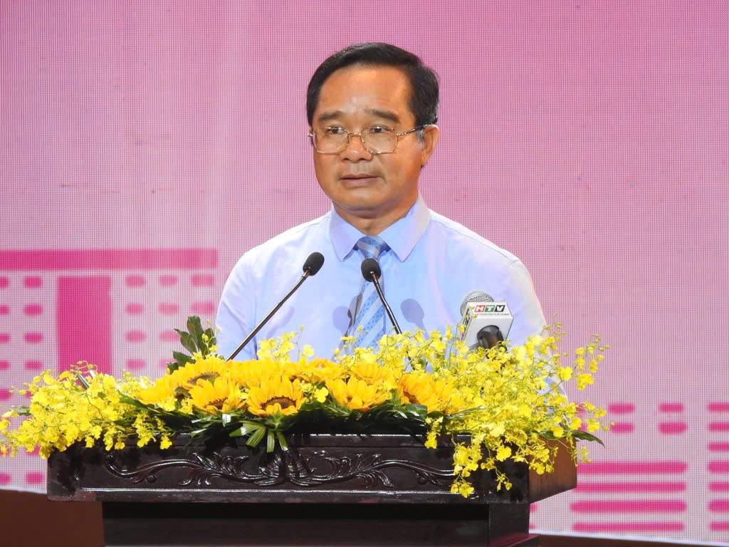Chủ tịch UBND TP Hồ Chí Minh Nguyễn Văn Được phát biểu tại buổi lễ