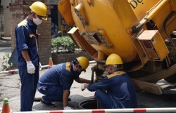 Ứng trực bảo đảm thoát nước, phòng, chống úng ngập dịp nghỉ lễ 30/4 - 1/5