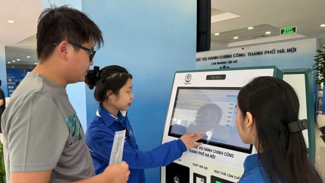 Đến phường, không còn sợ “đội nắng đi phô tô”