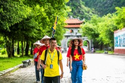 Tour dài ngày, trải nghiệm văn hóa - lịch sử và số hóa 