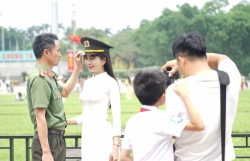 Tới Quảng trường Ba Đình để lưu giữ khoảnh khắc tự hào