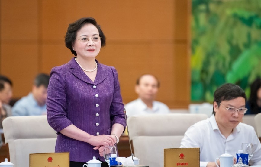Đề xuất bỏ thi nâng ngạch công chức, xóa “biên chế suốt đời”