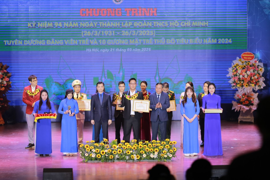 Anh Lê Văn Phúc được vinh danh Gương mặt trẻ Thủ đô tiêu biểu năm 2024