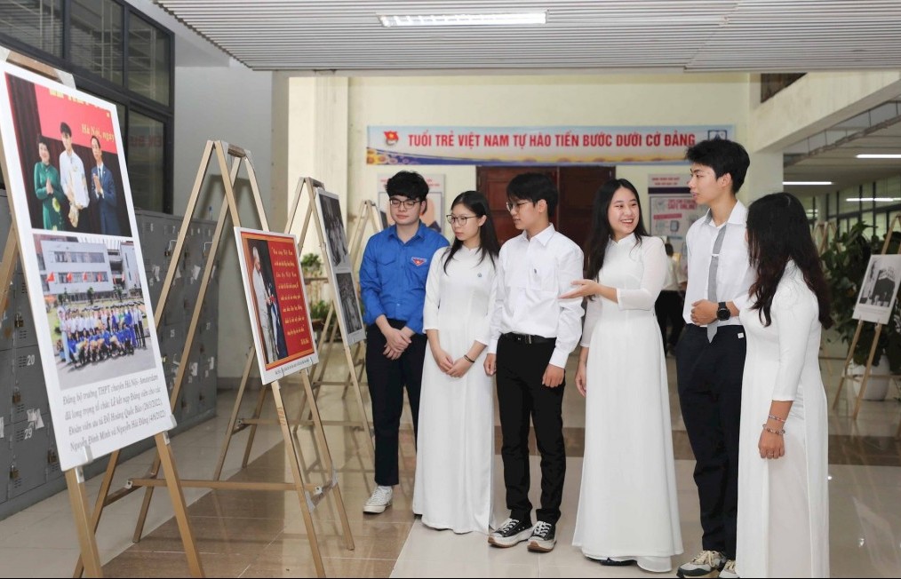 Đưa lịch sử đến gần với học sinh thông qua trải nghiệm thực tế