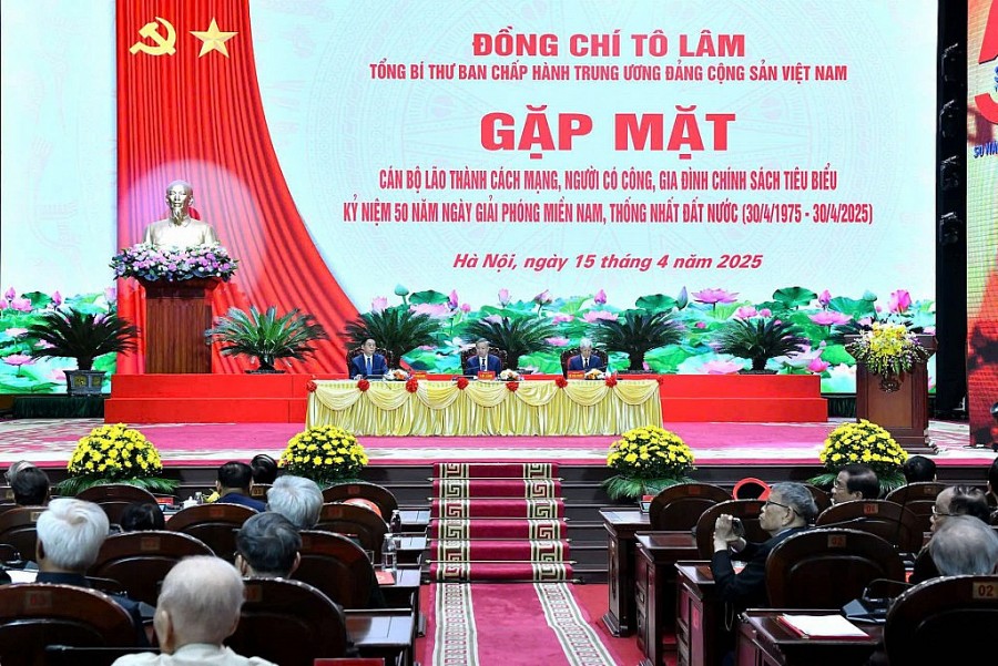 Quang cảnh buổi gặp mặt