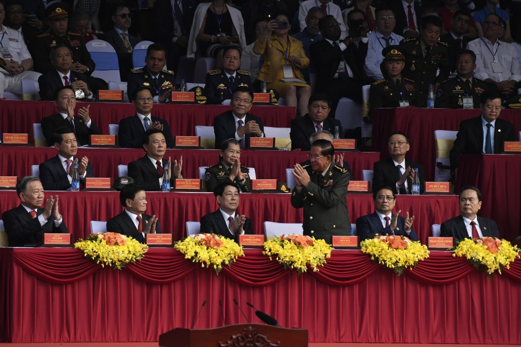 Lãnh đạo Đảng, Nhà nước, Chính phủ và lãnh đạo các nước bạn tham dự chương trình Lãnh đạo Đảng, Nhà nước, Chính phủ và lãnh đạo các nước bạn tham dự chương trình