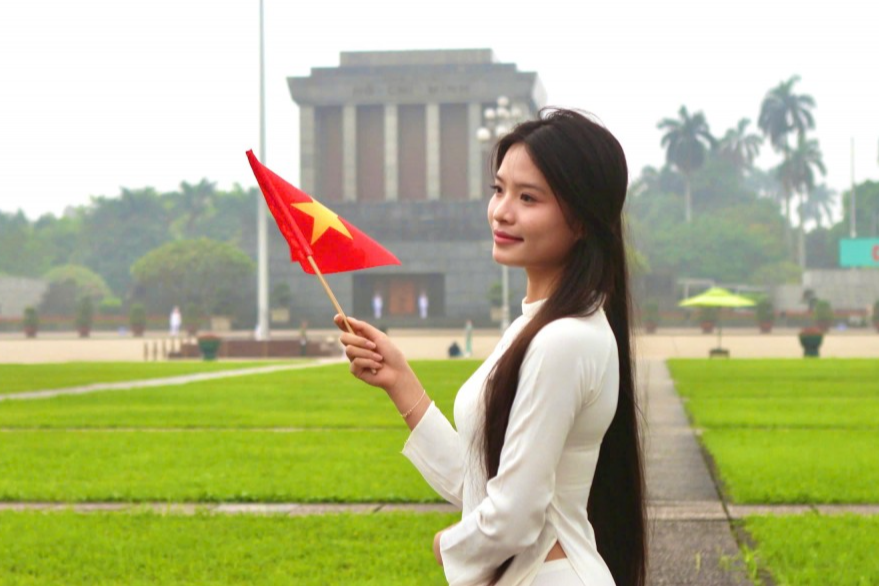 Người trẻ nhìn về lịch sử bằng lăng kính số