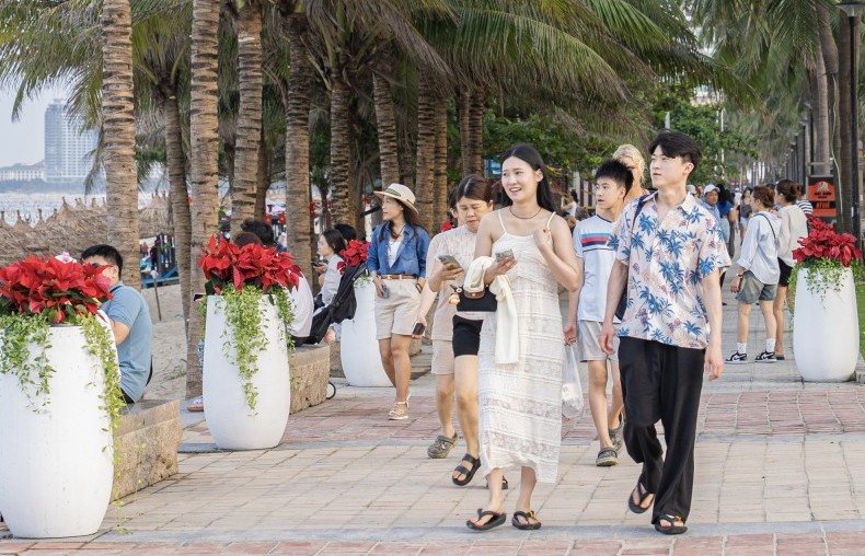 Đường hoa biển Đà Nẵng - điểm check-in mới hấp dẫn du khách