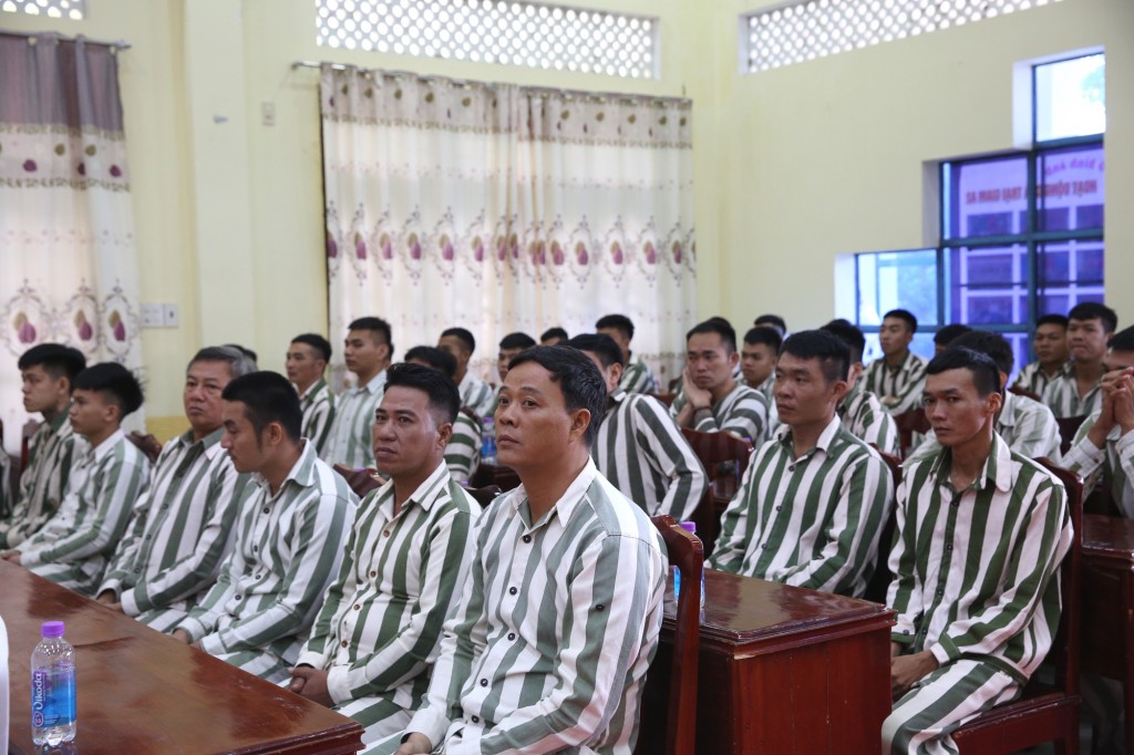 Các phạm nhân đang cải tạo trại Trại giam A2 được đặc xá lần này - Ảnh: VGP/Nguyễn Hoàng