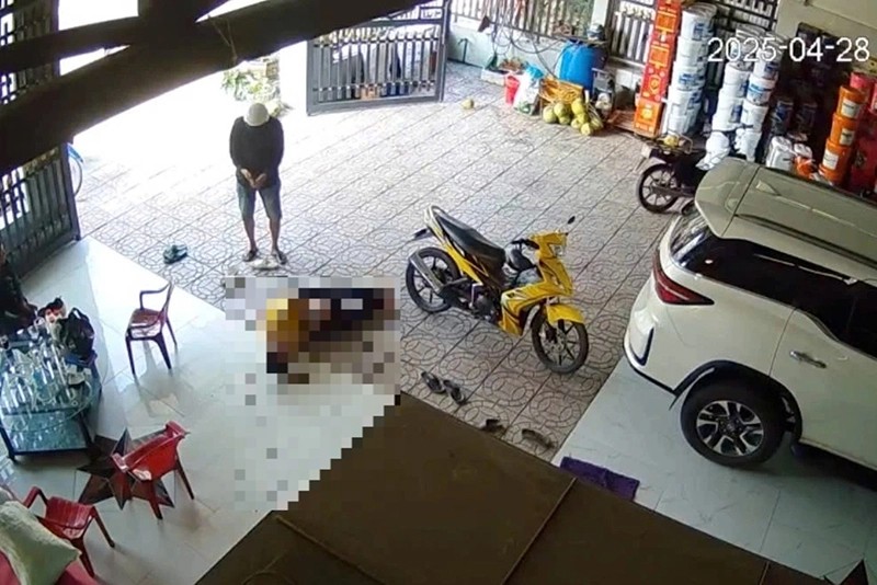 Camera ghi lại hình ảnh tại hiện trường vụ nổ súng