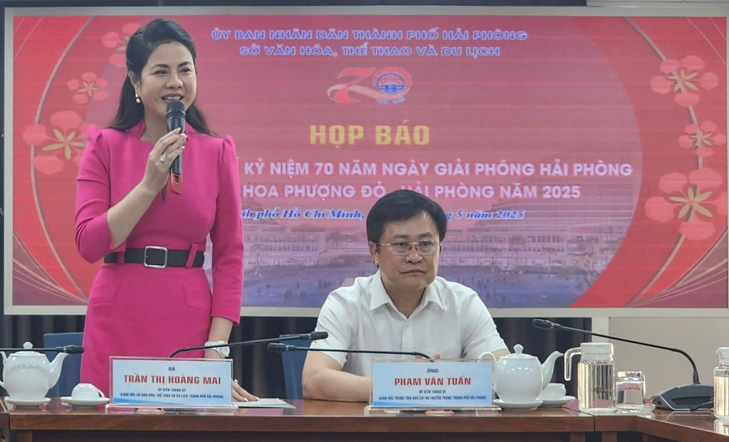 Giám đốc Sở Văn hóa, Thể thao và Du lịch TP Hải Phòng Trần Thị Hoàng Mai phát biểu tại buổi họp báo