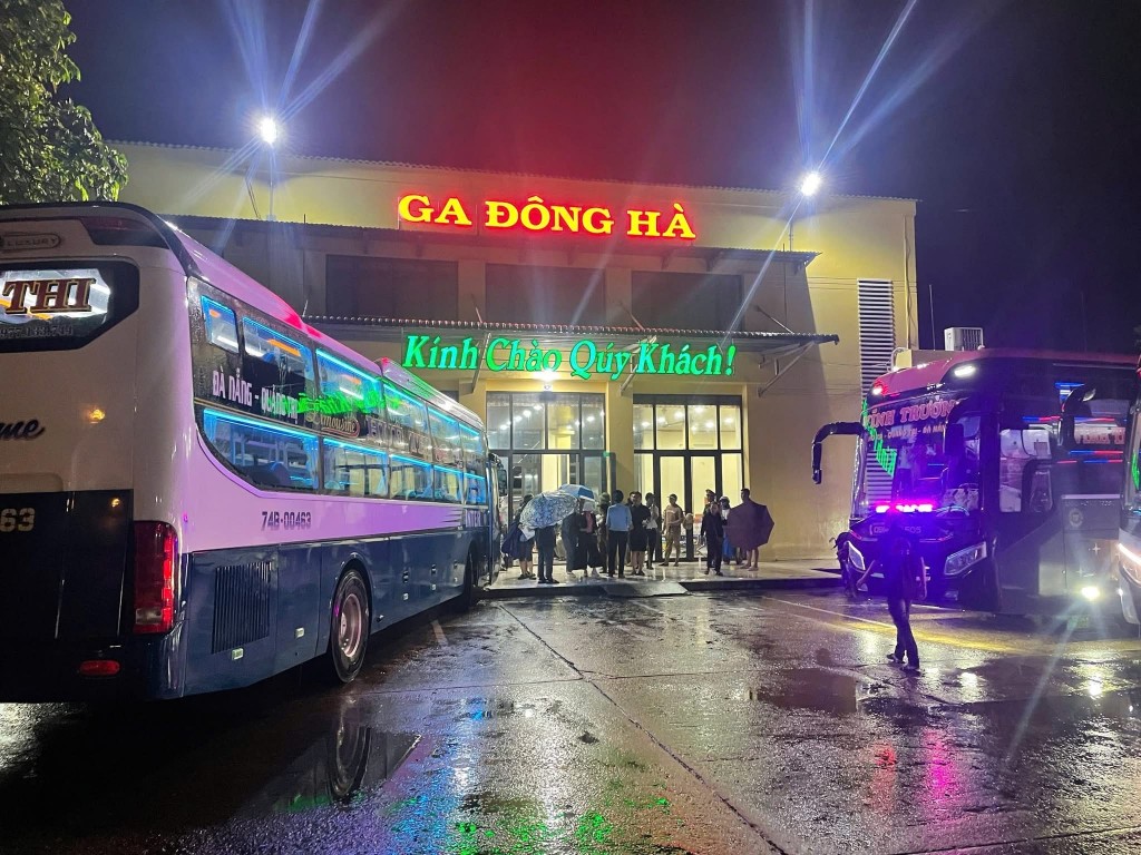 Tỉnh Quảng Trị đề xuất điều chỉnh khung giờ tàu tại ga Đông Hà và ga Đồng Hới đáp ứng nhu cầu đi lại của cán bộ, người dân sau sáp nhập 