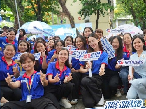 “Tiếp sức mùa thi” ứng dụng AI để thí sinh "thi cử nhẹ nhàng"