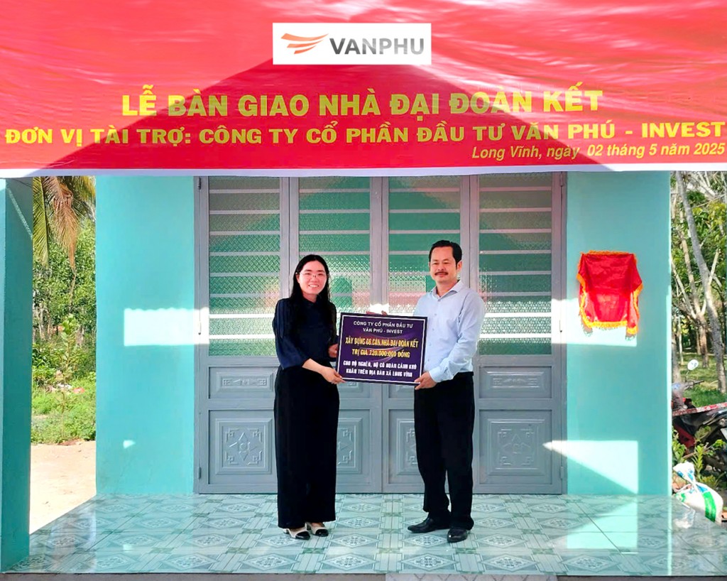Văn Phú – Invest ủng hộ 720 triệu xóa nhà tạm, nhà dột nát