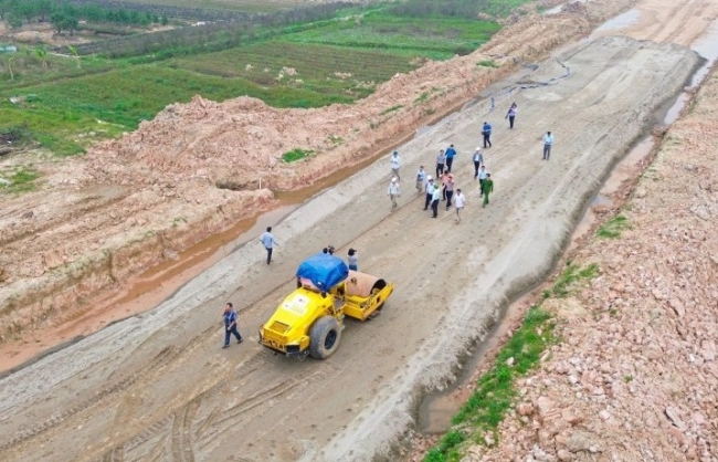 Xử lý nghiêm hành vi lợi dụng quá trình sắp xếp để trục lợi