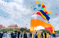 Thượng đại kỳ Phật giáo lớn nhất thế giới tại Đại lễ Vesak 2025