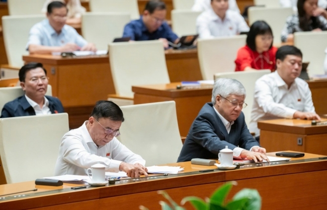 Quốc hội chốt sửa đổi, bổ sung một số điều của Hiến pháp