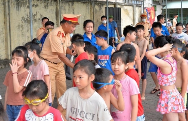 Nỗi lo nạn đuối nước ở trẻ em mỗi dịp hè