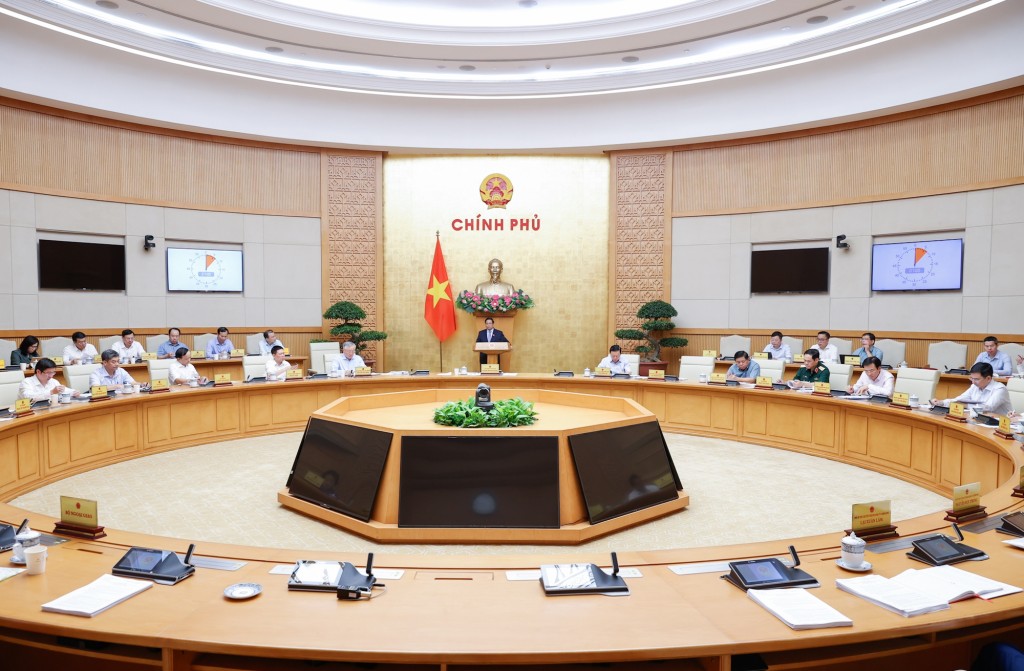 Thủ tướng Phạm Minh Chính chủ trì phiên họp Chính phủ thường kỳ tháng 4/2025 - Ảnh: VGP/Nhật Bắc