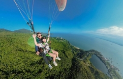 Đà Nẵng công bố 5 đơn vị đủ điều kiện kinh doanh dù lượn