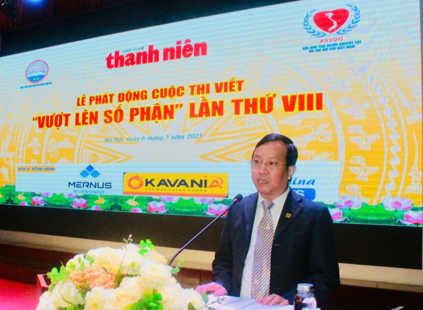 Nhà báo Nguyễn Toàn Thắng - Tổng Biên tập Tạp chí Thanh niên phát biểu tại chương trình