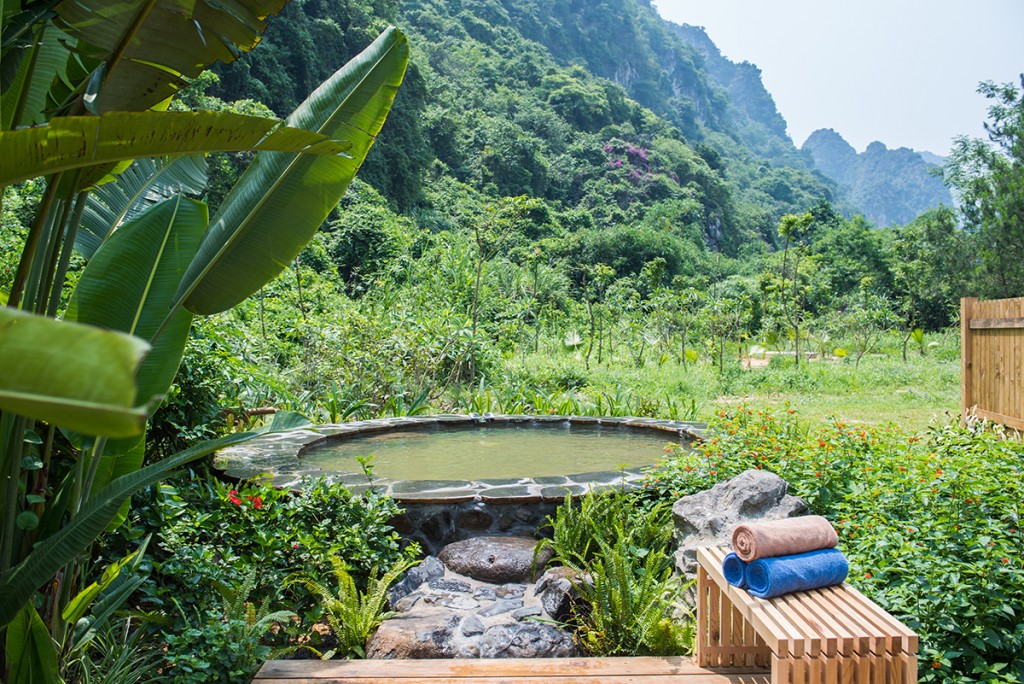 Trải nghiệm tắm khoáng nóng giàu giá trị sức khoẻ đã được bao gồm trong gói tri ân
