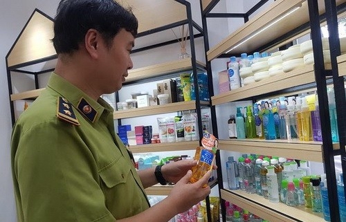 Tăng cường công tác quản lý mỹ phẩm trên địa bàn thành phố