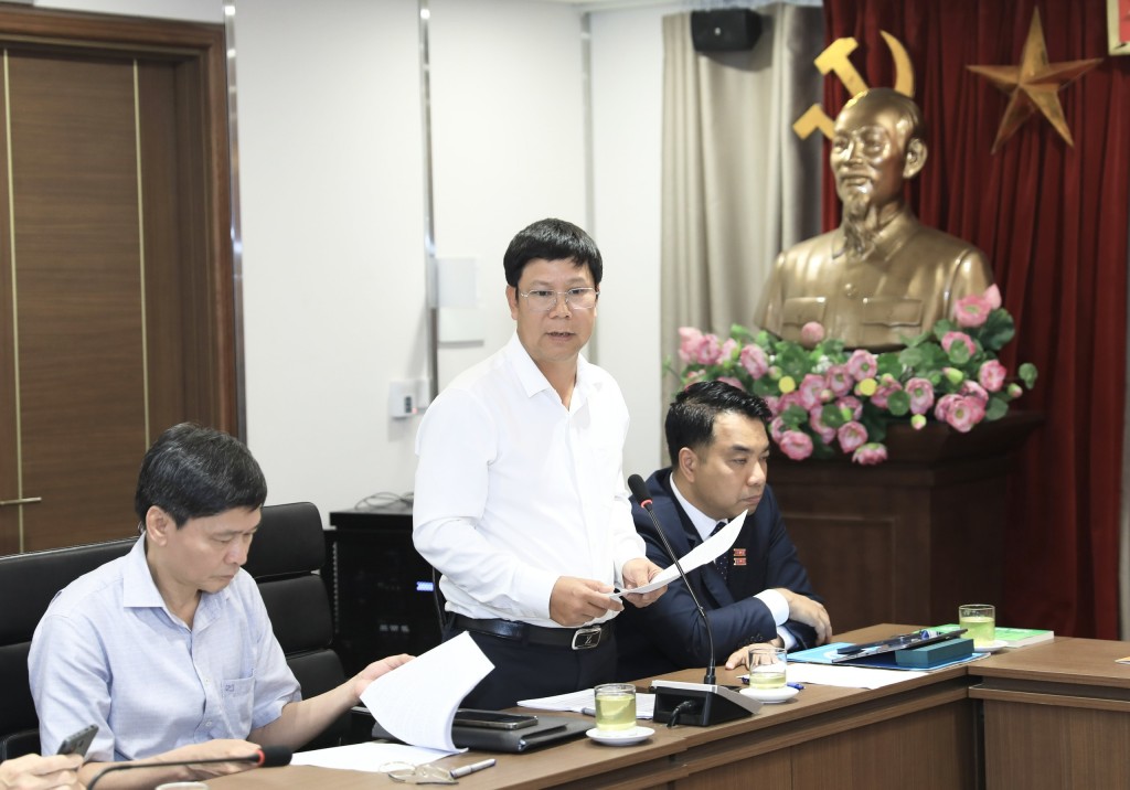 Phó Giám đốc Sở Nông nghiệp và Môi trường Hà Nội Nguyễn Văn Quyến thông tin