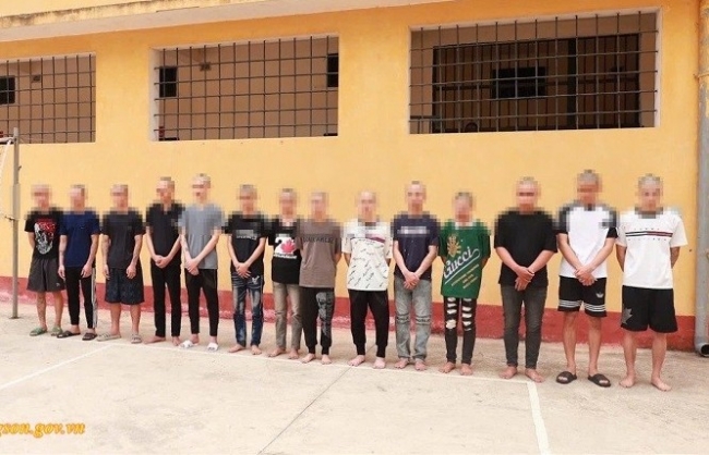 Lộc Bình (Lạng Sơn): Xử lý 22 đối tượng cầm dao, kiếm đuổi nhau trên đường