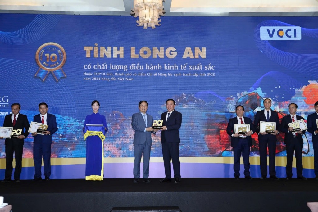 Tỉnh Long An được vinh danh Top 3 toàn quốc về Chỉ số Năng lực cạnh tranh cấp tỉnh (PCI) năm 2024