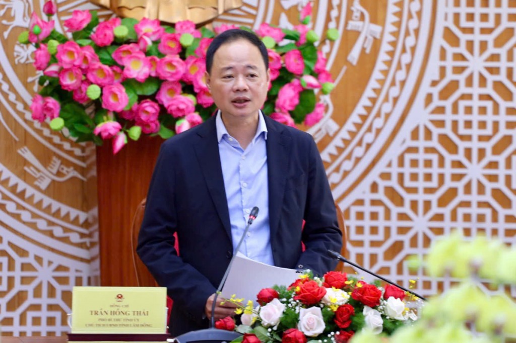Chủ tịch UBND tỉnh Lâm Đồng Trần Hồng Thái khẳng định sẽ đình chỉ chức vụ các chủ tịch huyện nếu chậm triển khai thủ tục liên quan đến dự án cao tốc Bảo Lộc - Liên Khương (Ảnh CTV)