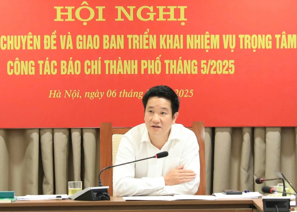 Phó Trưởng ban Tuyên giáo và Dân vận Thành ủy Nguyễn Huy Cường phát biểu kết luận Hội nghị.
