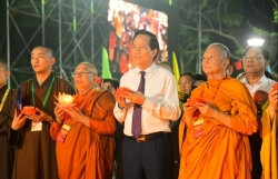 Đêm hoa đăng cầu nguyện hòa bình thế giới