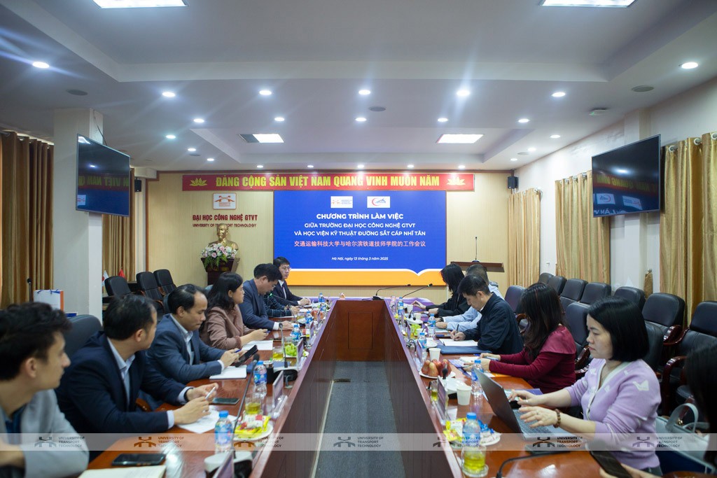 Lãnh đạo Trường ĐH Công nghệ GTVT làm việc với Học viện Kỹ thuật Đường sắt Cáp Nhĩ Tân, Trung Quốc