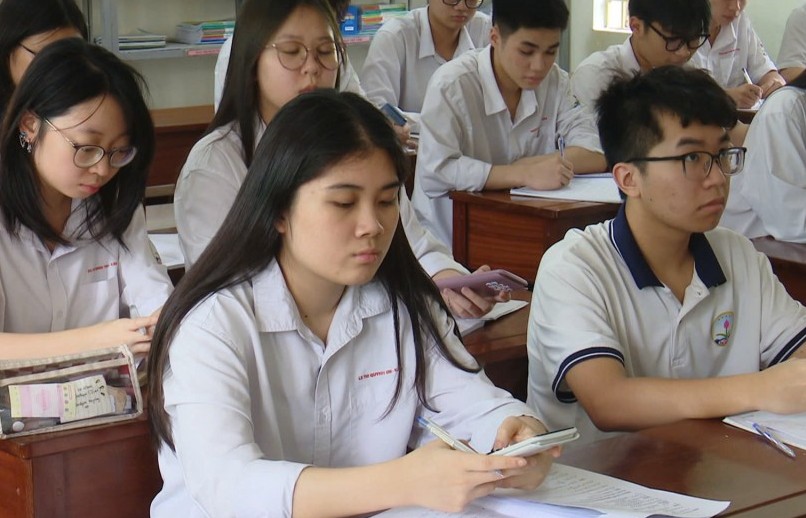 Học tủ, học vẹt, luyện đề: Những "lối mòn" ôn thi cần thay đổi