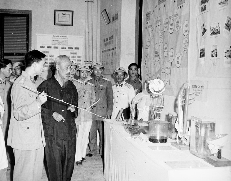Tri ân sâu sắc công lao của Chủ tịch Hồ Chí Minh