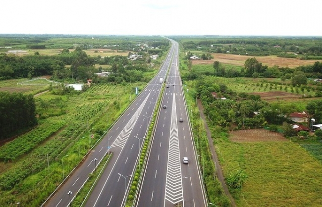 Triển khai Dự án thành phần 1 thuộc Dự án đầu tư xây dựng đường cao tốc Bắc - Nam phía Tây đoạn Gia Nghĩa - Chơn Thành