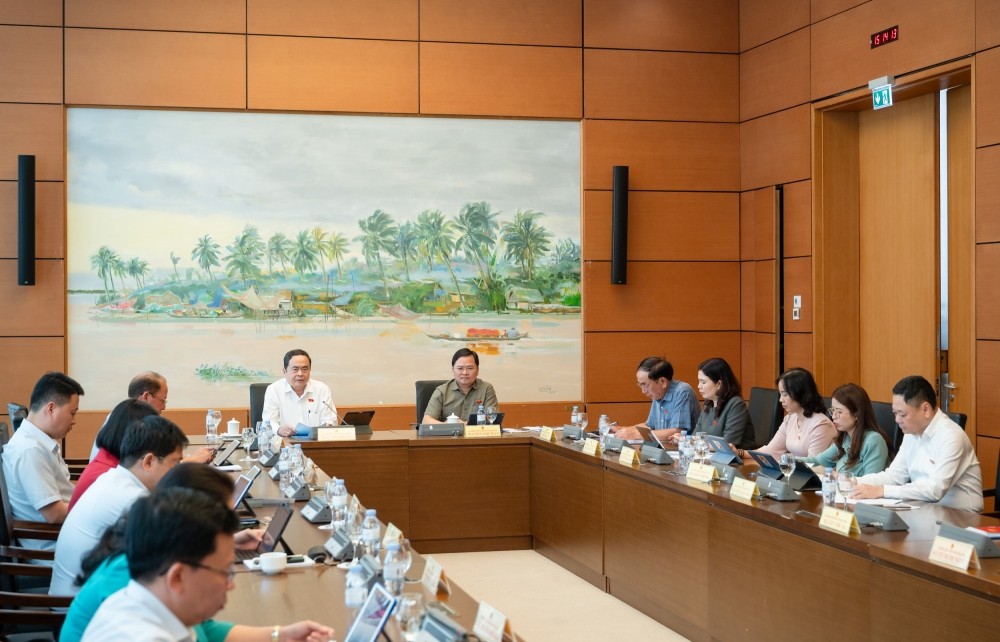 Sửa Hiến pháp để bộ máy tinh gọn là chủ trương hợp lòng dân