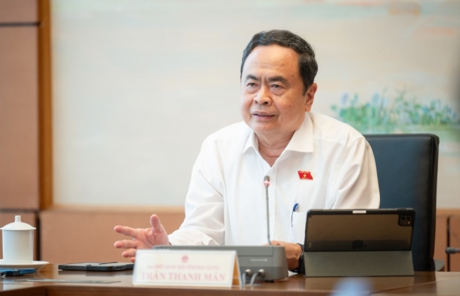 Sửa Hiến pháp để bộ máy tinh gọn là chủ trương hợp lòng dân