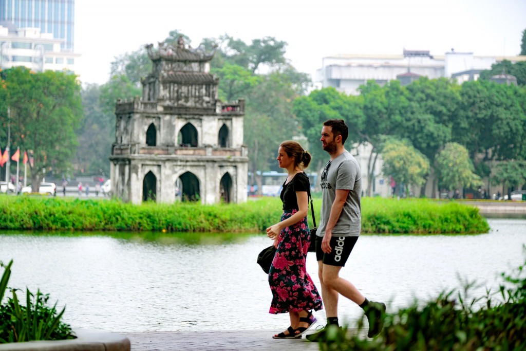 Xây dựng môi trường du lịch an ninh, an toàn, thân thiện, văn minh