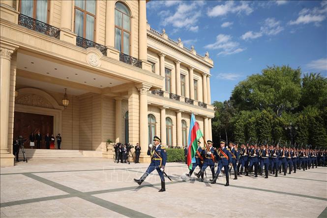 Lễ đón Tổng Bí thư Tô Lâm thăm cấp Nhà nước tới Azerbaijan Chú thích ảnh