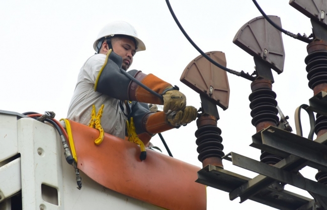 Đội sửa chữa điện nóng Hotline - những chiến binh thầm lặng của EVNHANOI