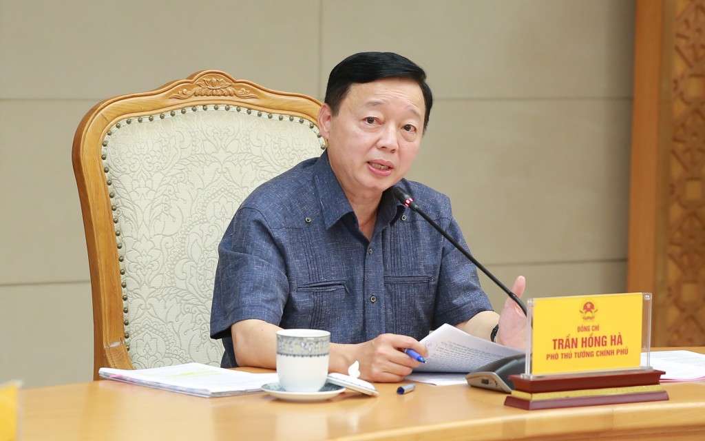 Phó Thủ tướng Trần Hồng Hà yêu cầu TP. Hà Nội, tỉnh Bắc Ninh chịu trách nhiệm về số liệu, thực hiện theo đúng hướng tuyến kết nối sân bay Gia Bình với Hà Nội đã quy hoạch - Ảnh: VGP/Tuấn Dũng